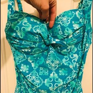 Bathing suit